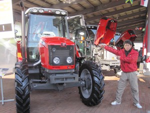 ☆11月21日☆①MSK農業機械展示場リポート☆