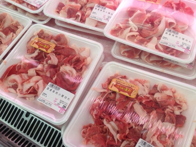 イオン帯広店火曜市!国産 豚肉こまぎれ100g当たり 99円