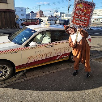 東洋タクシーJAGAサンタ①ジェラートピケをご夫妻へ!