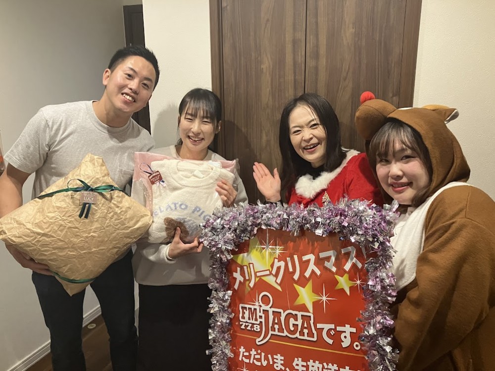 東洋タクシーJAGAサンタ①ジェラートピケをご夫妻へ!